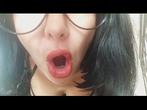 ❤️ מותק, אמך החורגת לא מרשה לך ללכת לבית הספר היום... אני צריך אותך יותר מדי... סרטון סקס ב-iw.kutjeporno.ru ❌️